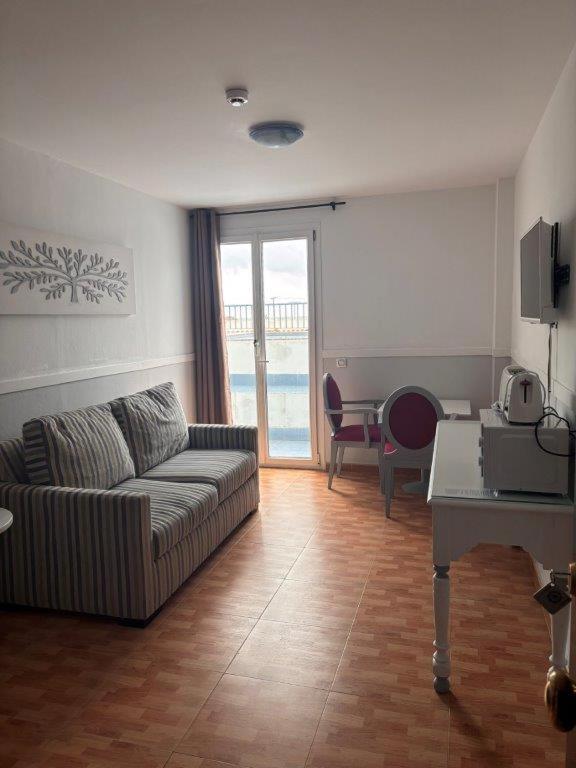 Apartahotel Playa Conil Conil De La Frontera Ngoại thất bức ảnh