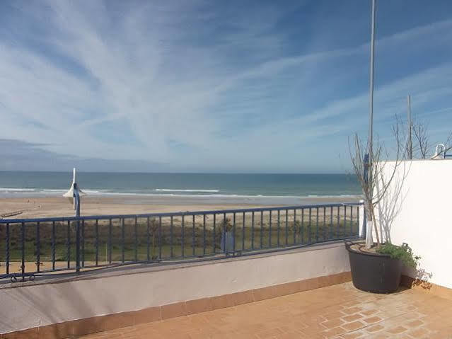 Apartahotel Playa Conil Conil De La Frontera Ngoại thất bức ảnh